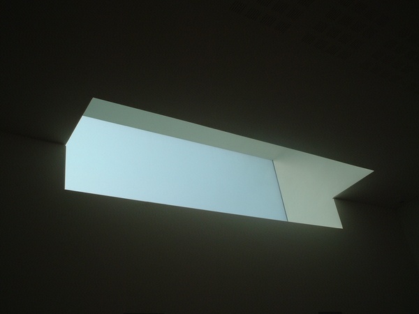 Structural glazed screen in a single panel